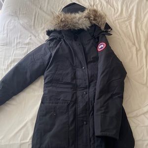 Canada Goose Winter Jacket | Women’s Small | Like New